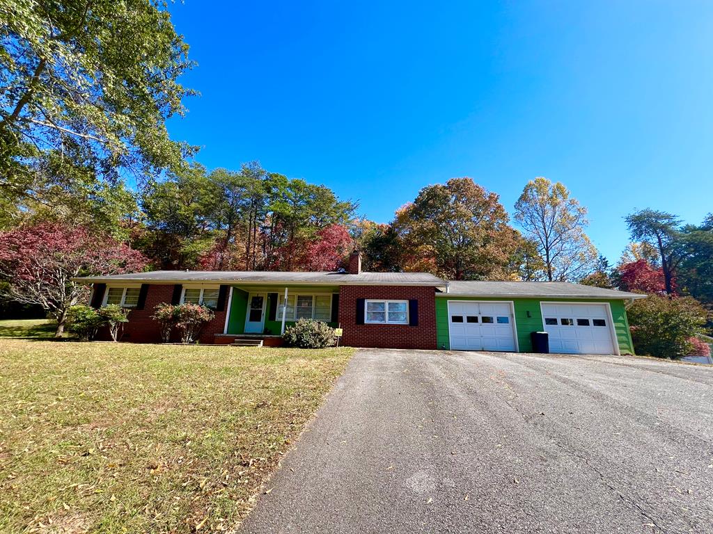 410184 Hayesville 