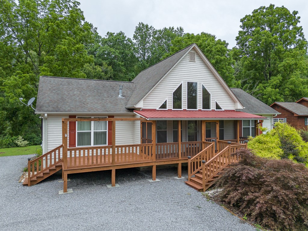 411239 Hayesville Residential