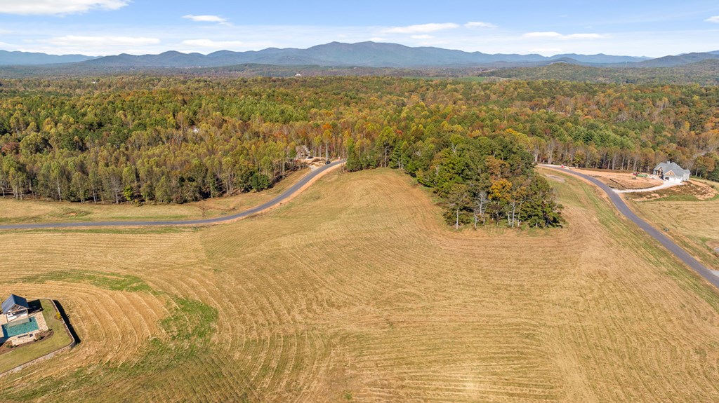 411278 Talking Rock Land