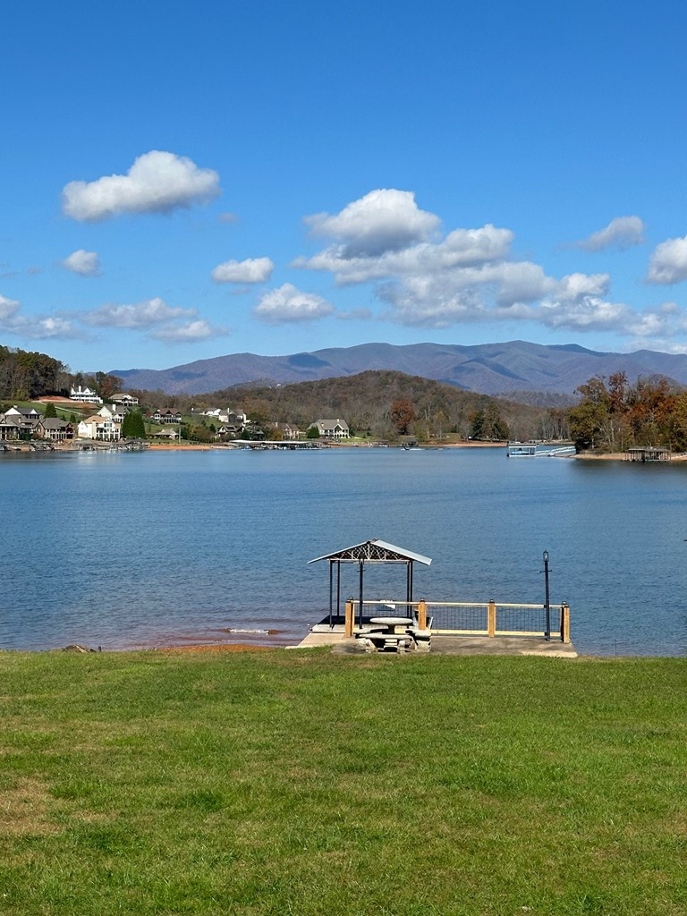 411335 Hiawassee Residential