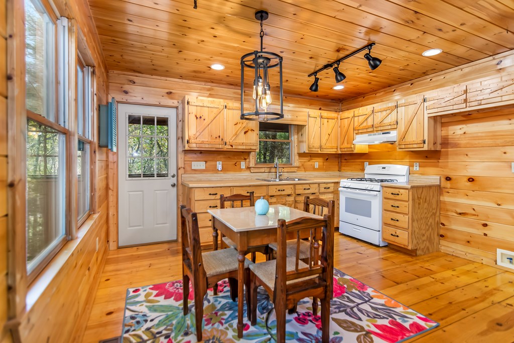 411459 Ellijay Residential