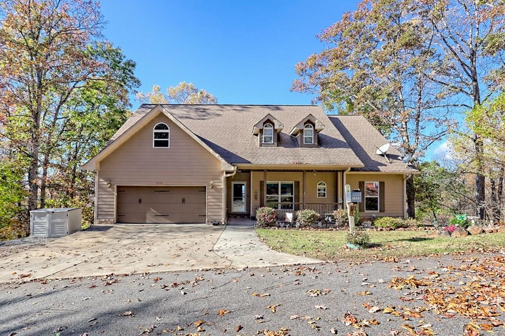 411480 Young Harris Residential