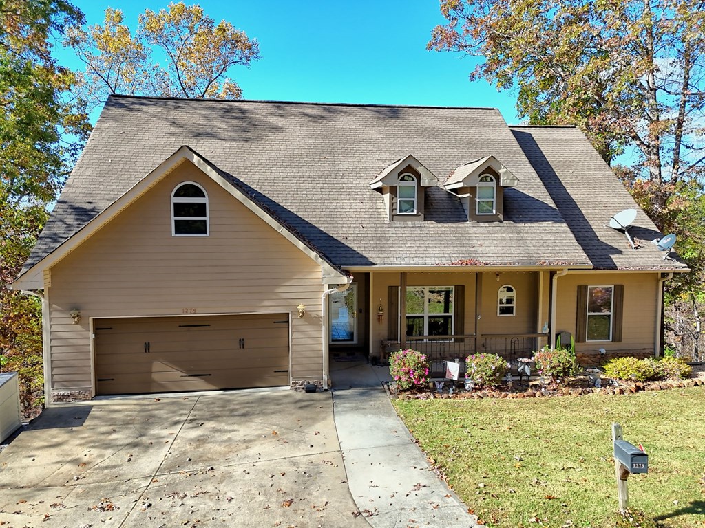 411480 Young Harris Residential