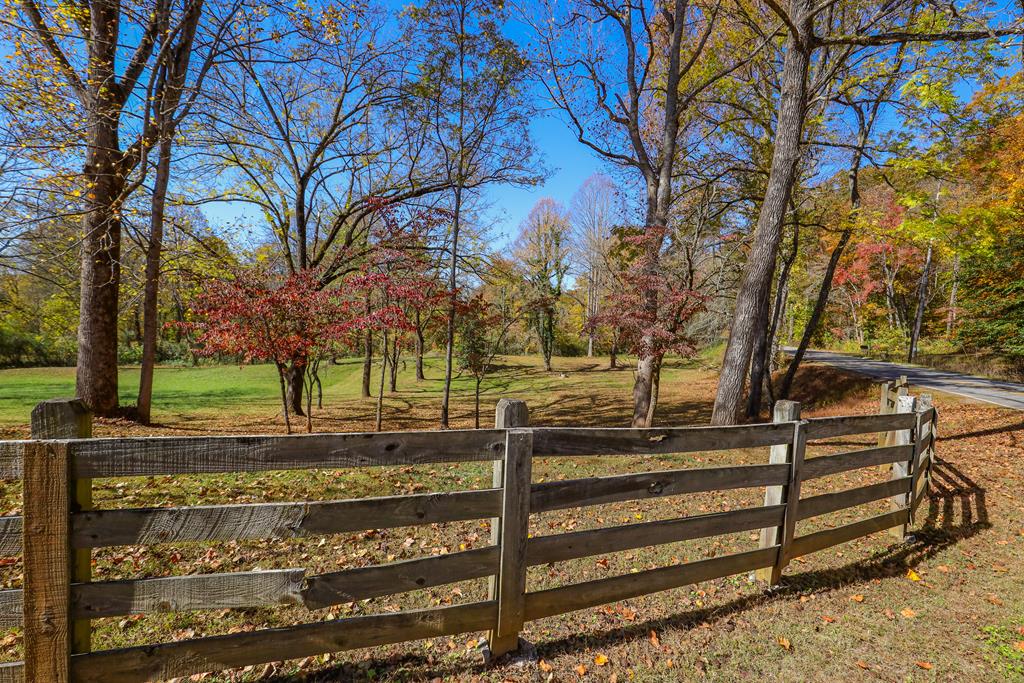 411484 Hayesville Land