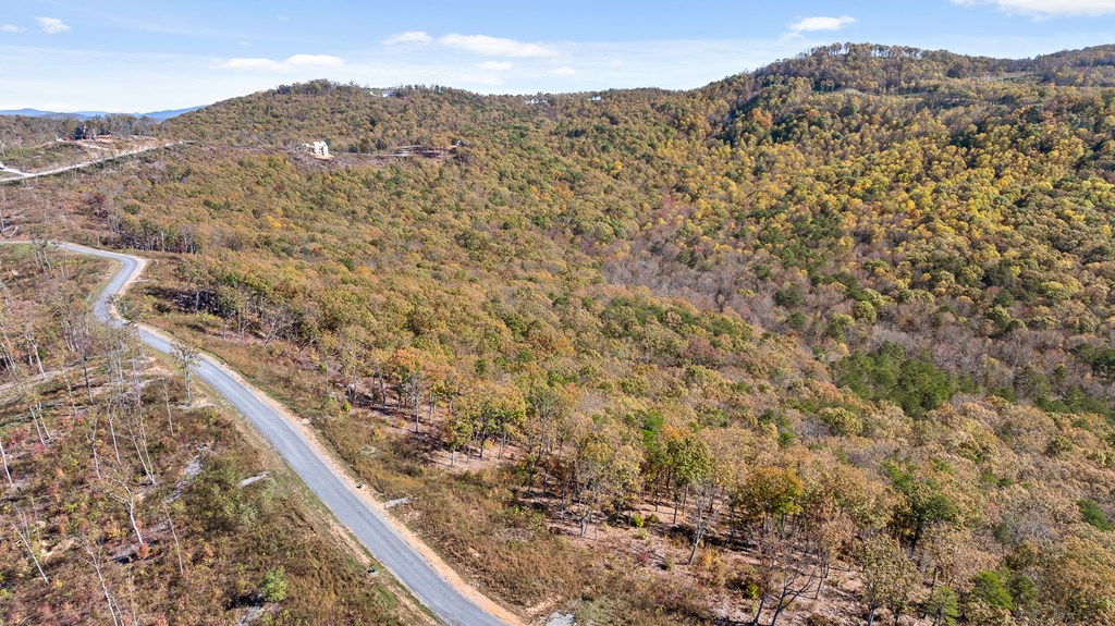 411641 Talking Rock Land