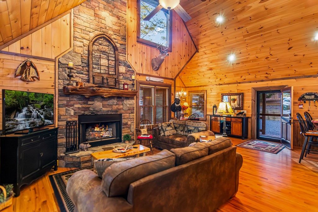 411712 Ellijay Residential