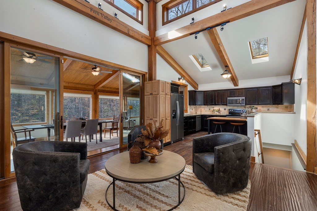 411772 Blue Ridge Residential