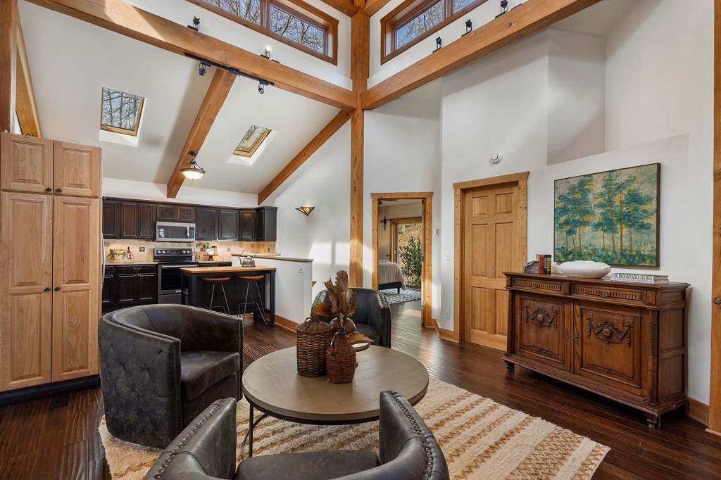 411772 Blue Ridge Residential