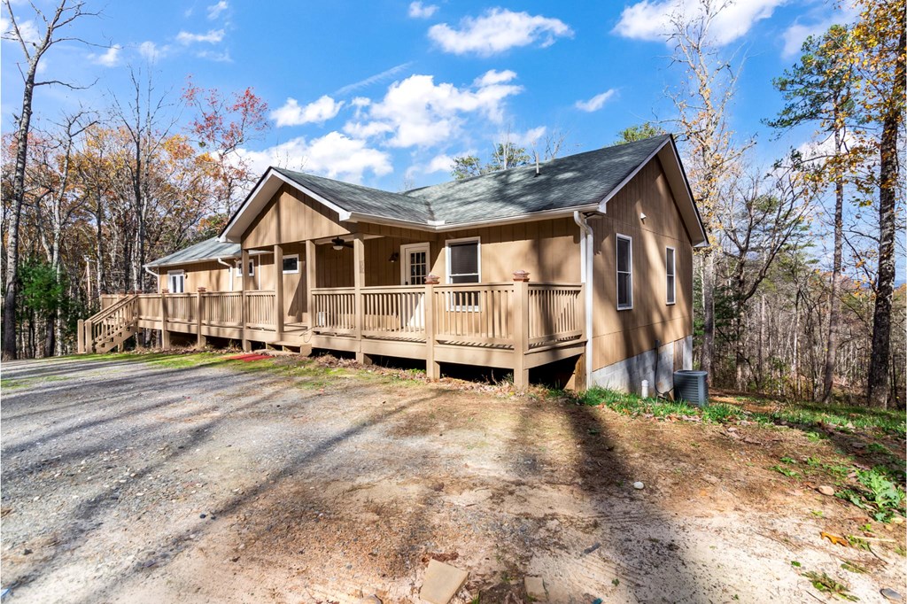 411852 Blue Ridge Residential