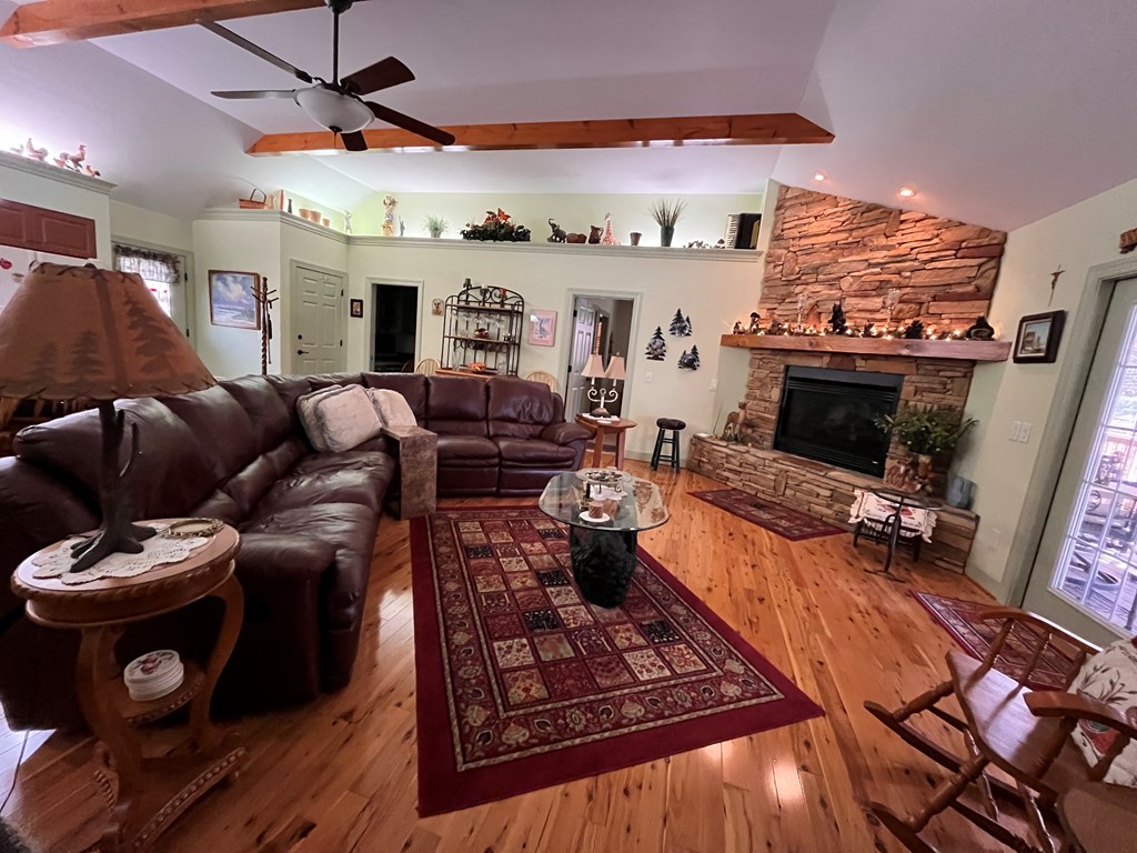 411866 East Ellijay Residential