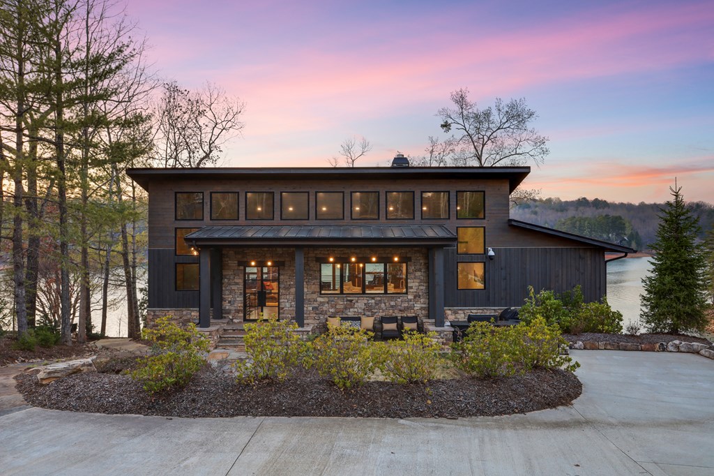 411885 Blue Ridge Residential