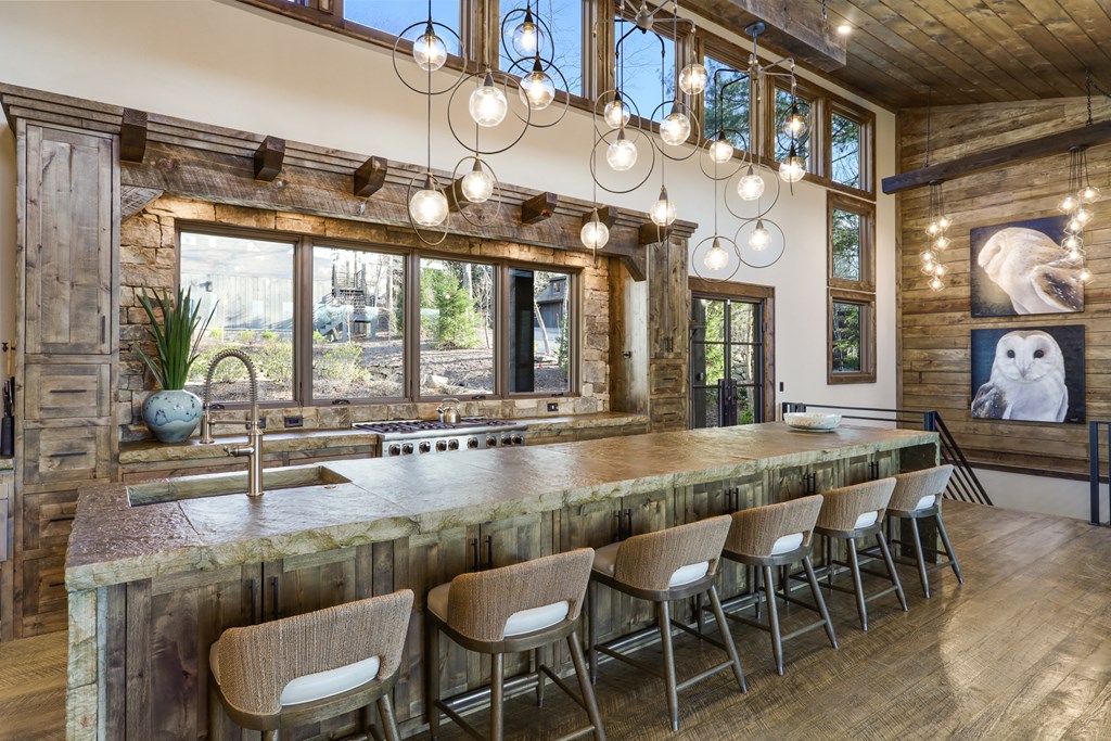 411885 Blue Ridge Residential