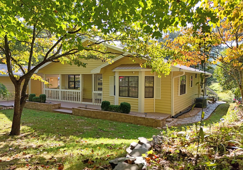411900 Mineral Bluff Residential