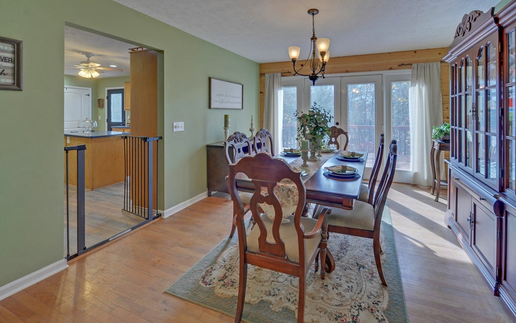 411995 Dahlonega Residential