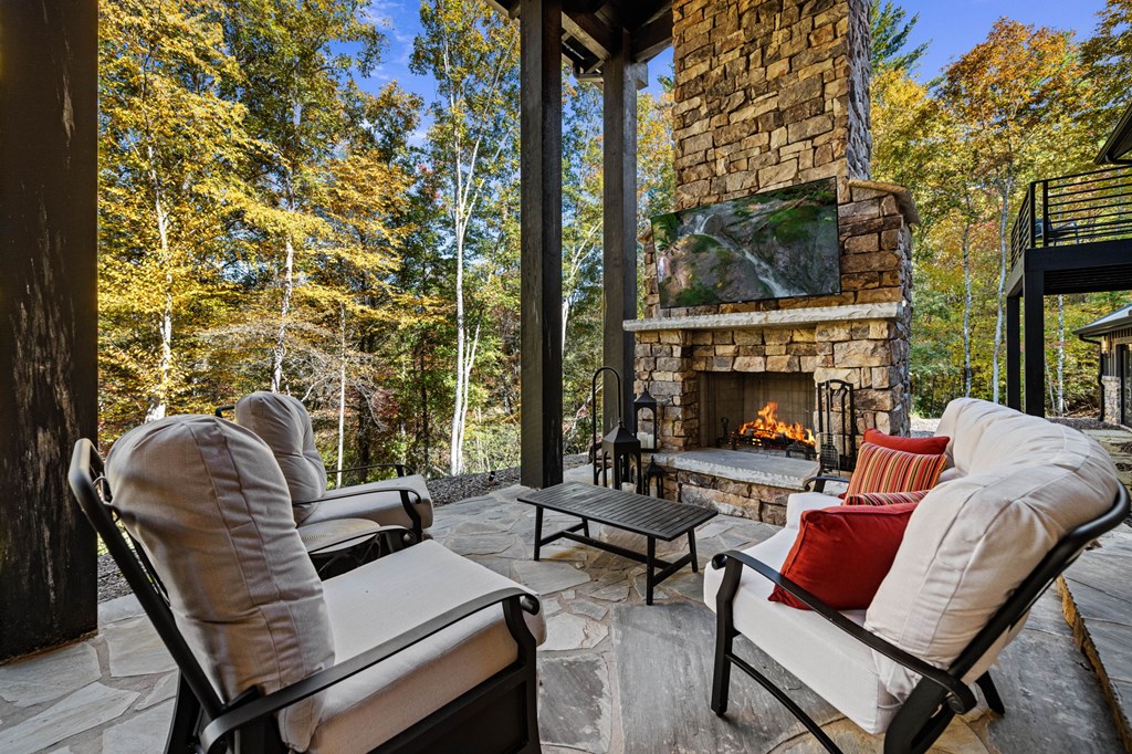 412066 Epworth Residential