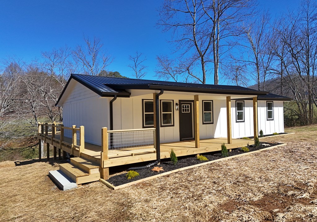 412112 Blairsville Residential