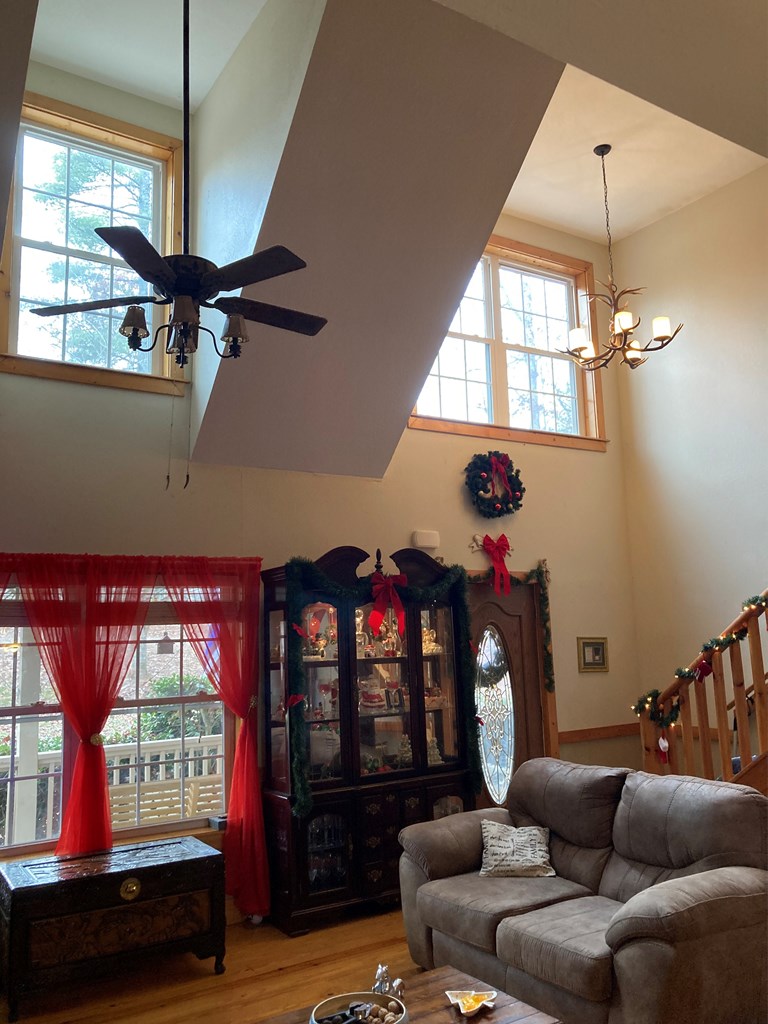 412137 Mineral Bluff Residential