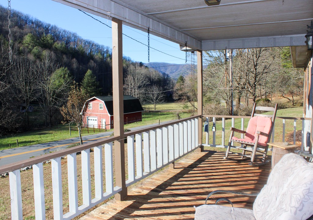 412148 Hayesville Residential