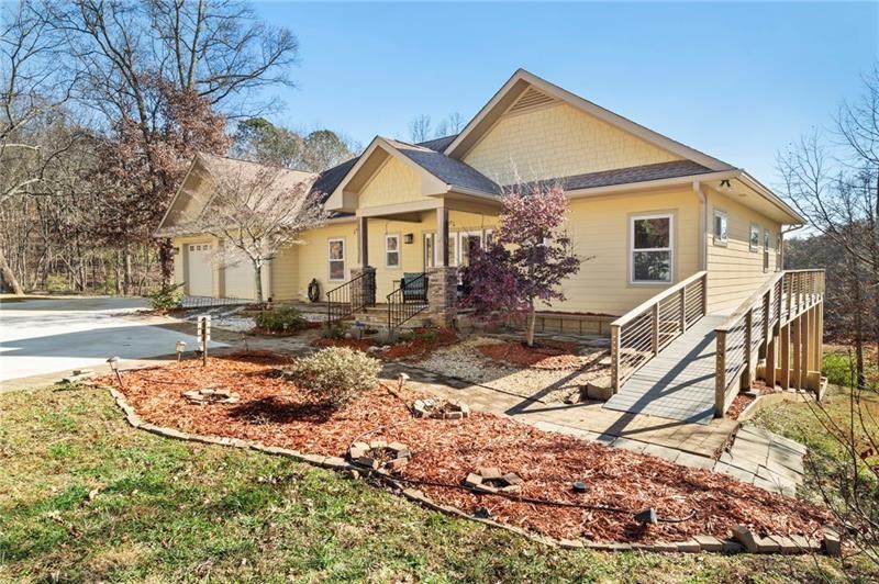412195 Jasper Residential