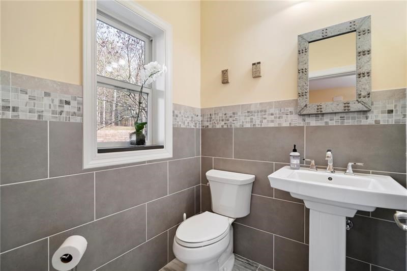 412195 Jasper Residential