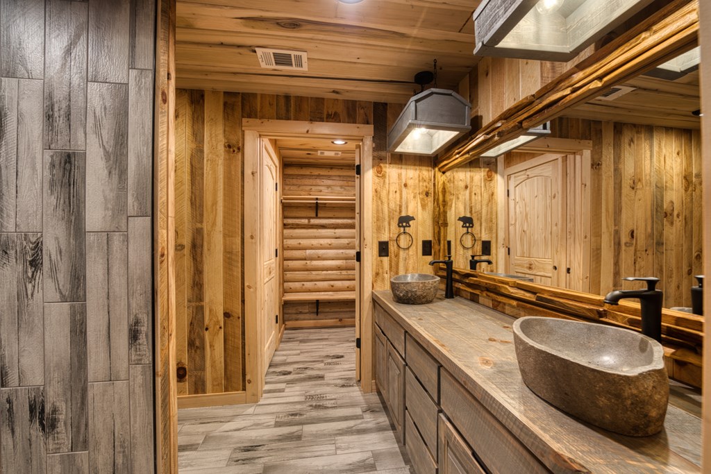 412230 Morganton Residential