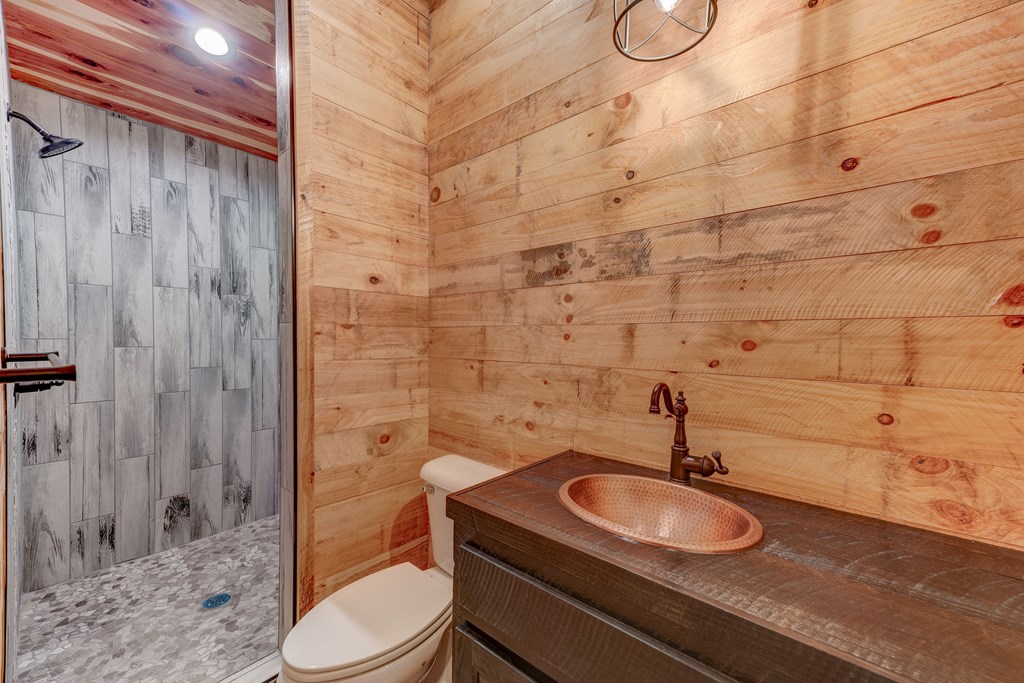 412230 Morganton Residential