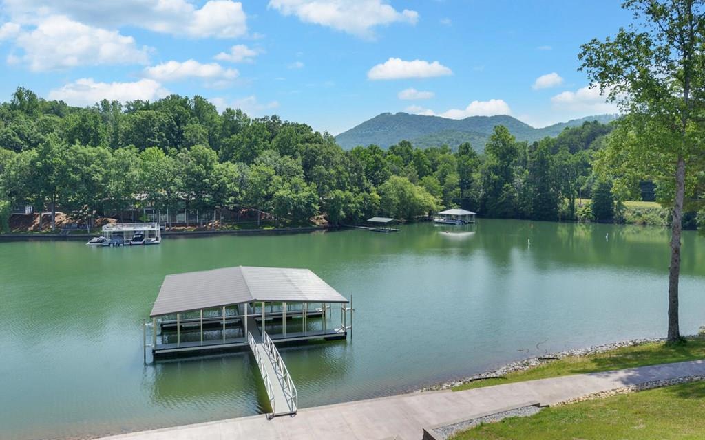 412287 Hiawassee Residential