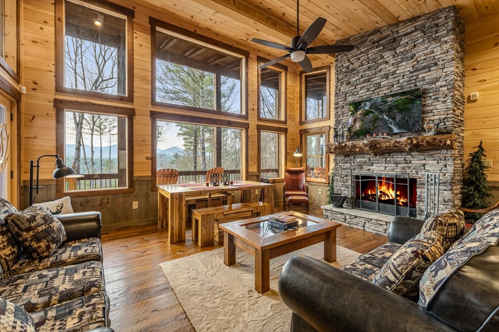 412355 Epworth Residential