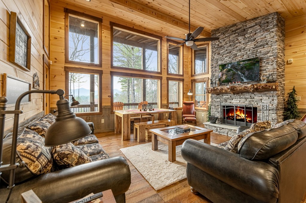 412355 Epworth Residential
