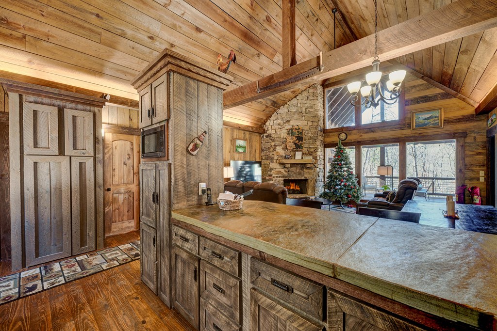 412393 Blue Ridge Residential
