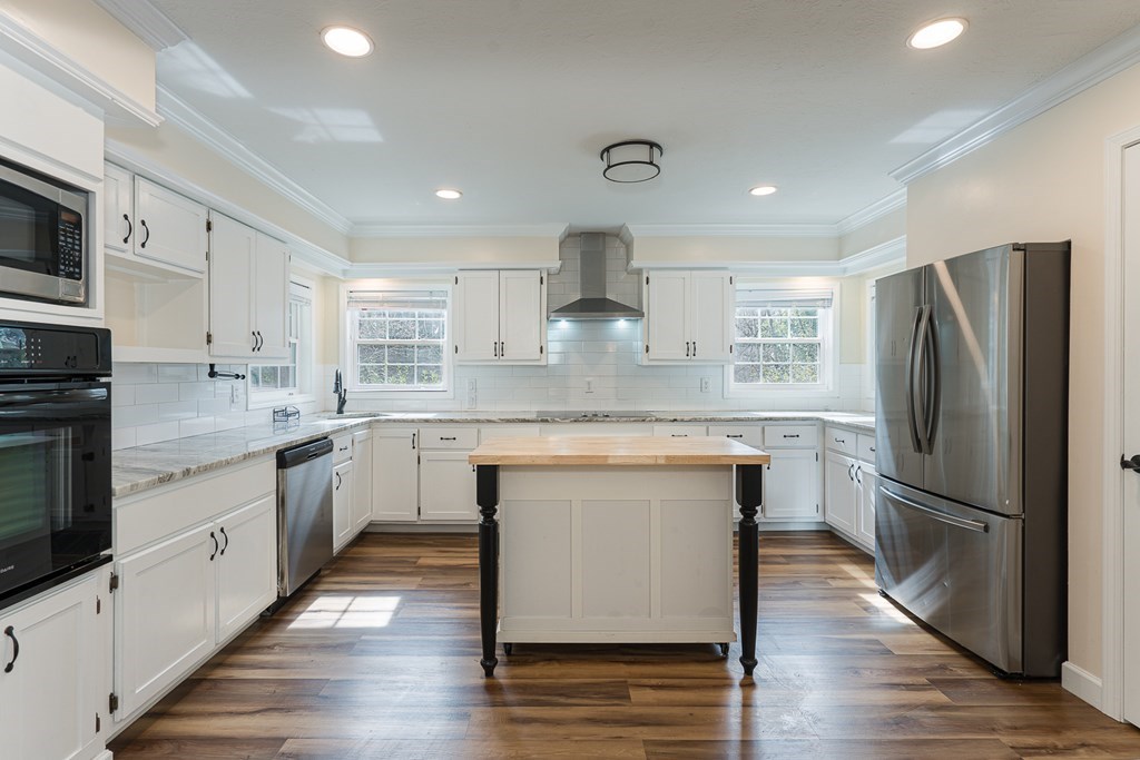 412400 Murphy Residential