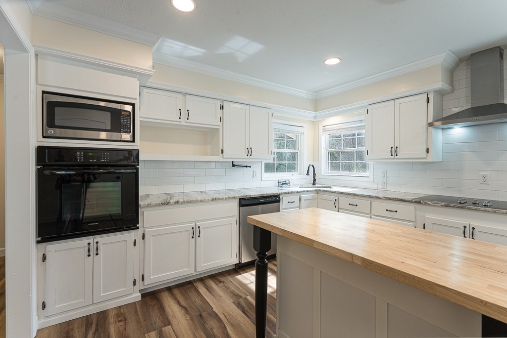 412400 Murphy Residential