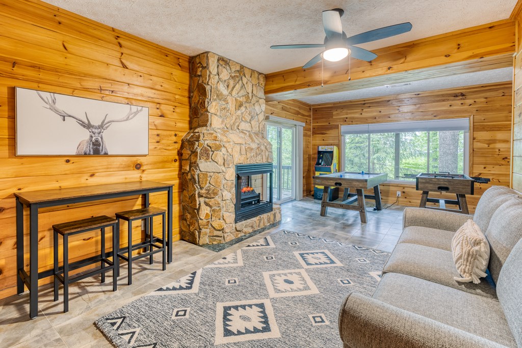 412435 Ellijay Residential