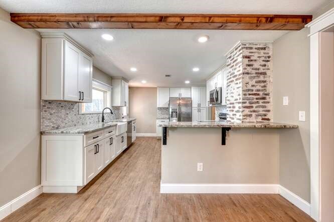 412437 Murphy Residential