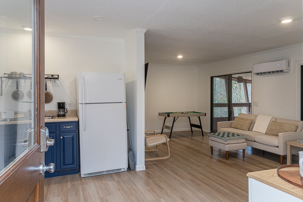 412500 Murphy Residential