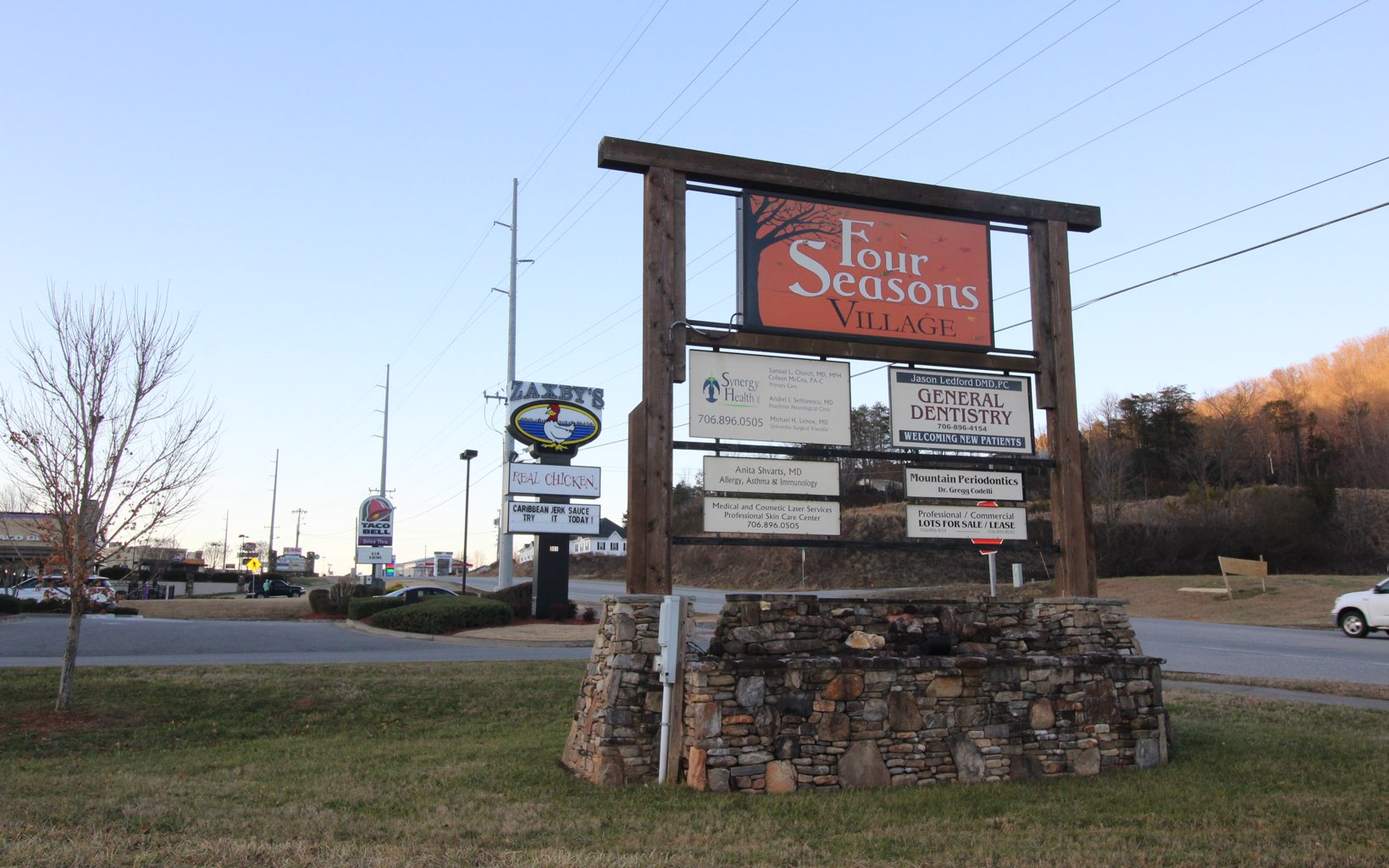 412525 Hiawassee Land