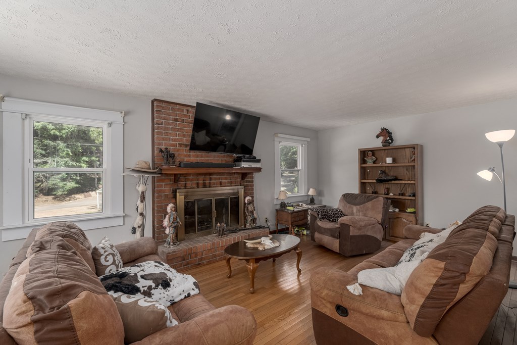 412585 Murphy Residential