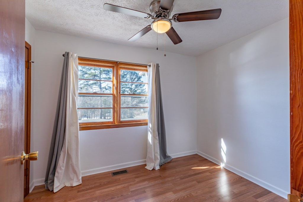 412612 Blairsville Residential