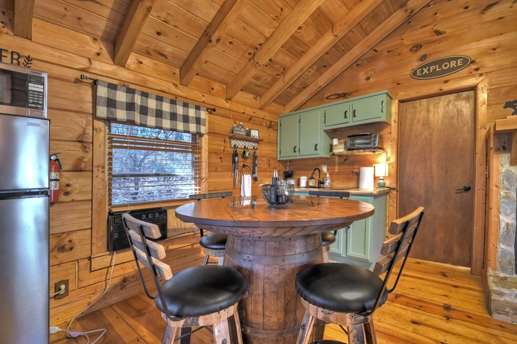 412686 Blue Ridge Residential