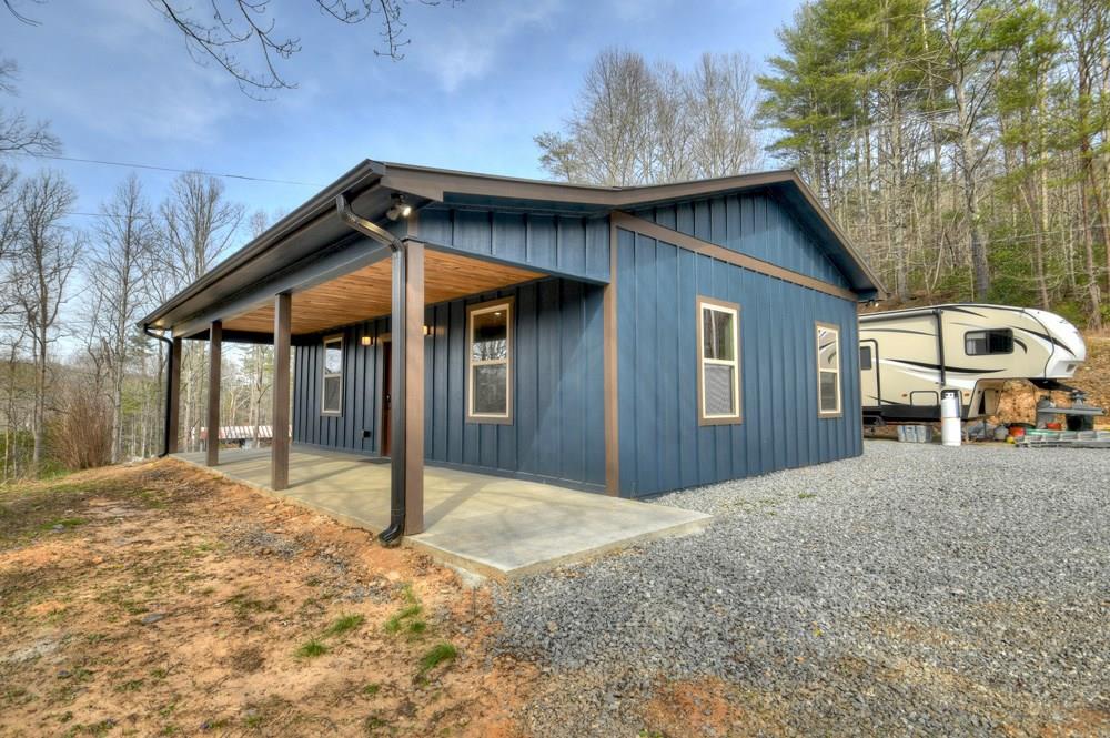 412708 Blue Ridge Residential