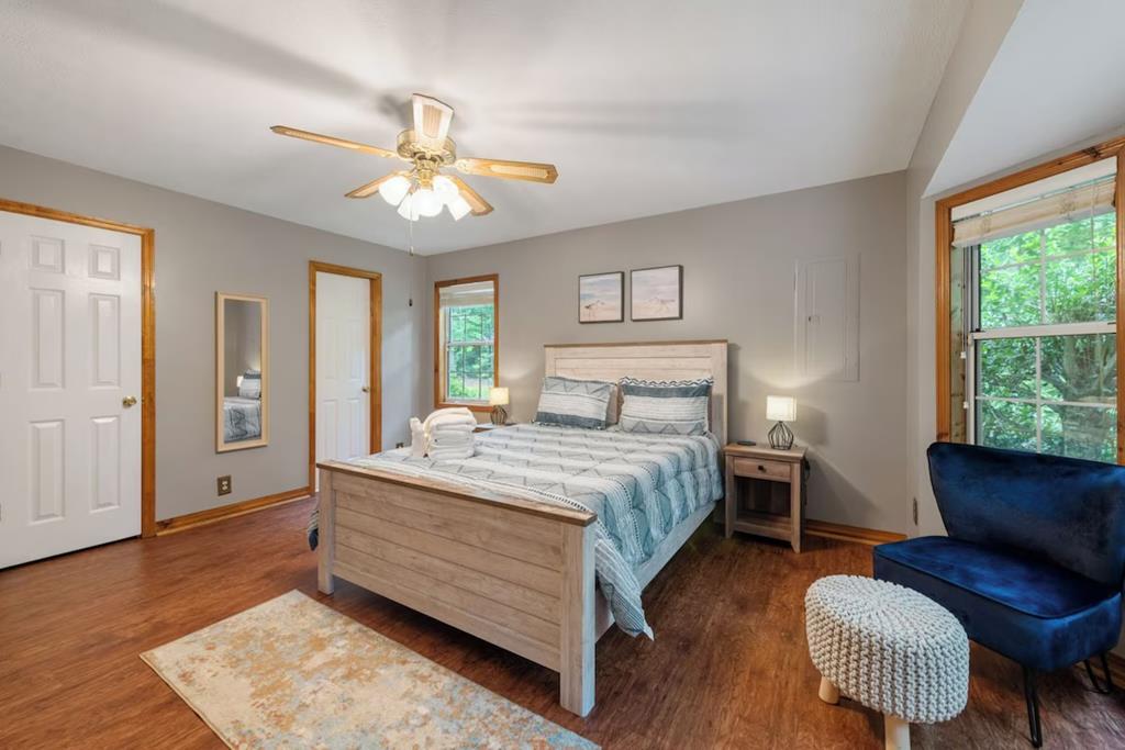 412748 Blue Ridge Residential