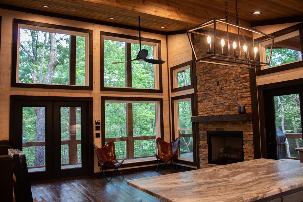 412812 Blue Ridge Residential