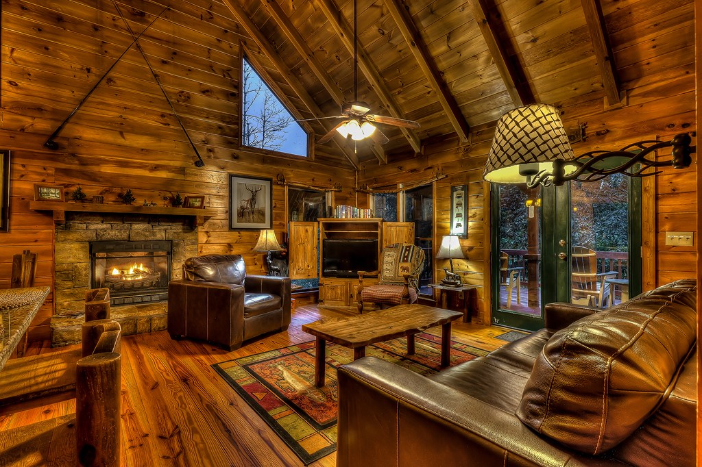 412814 Mineral Bluff Residential