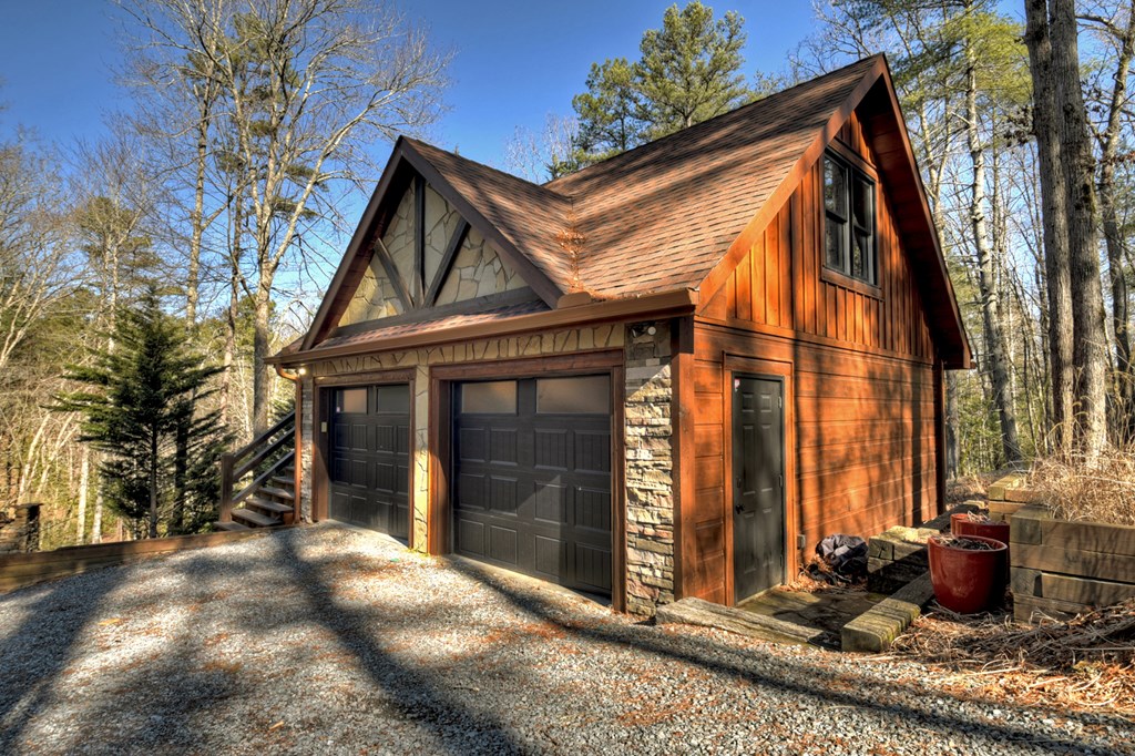 412856 Blue Ridge Residential
