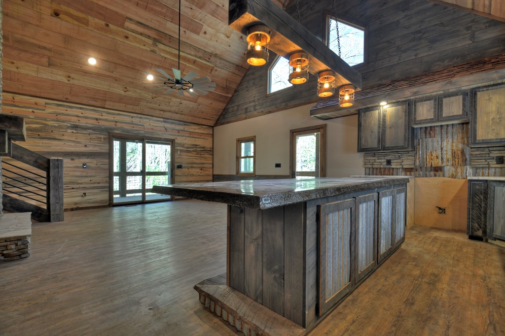 412880 Ellijay Residential