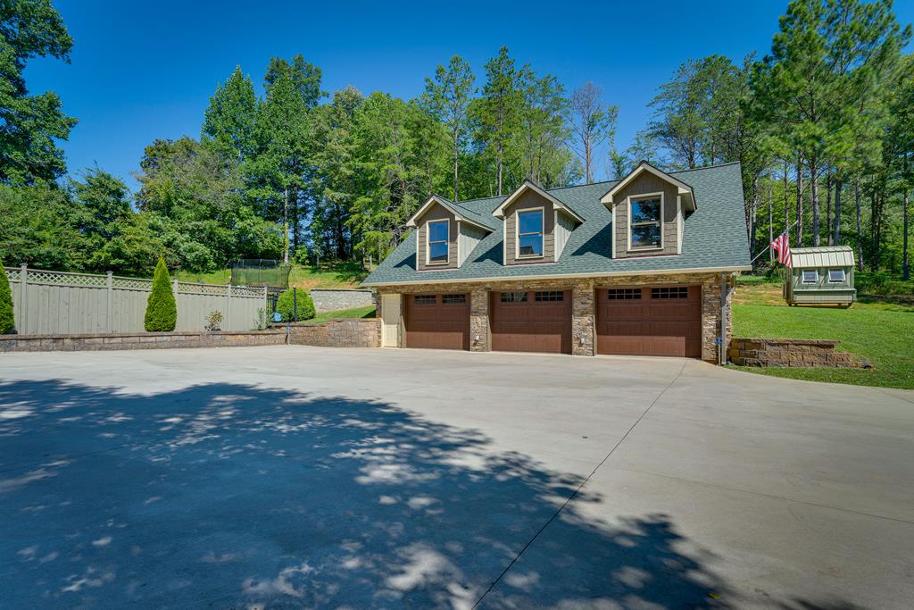 412929 Hayesville Residential