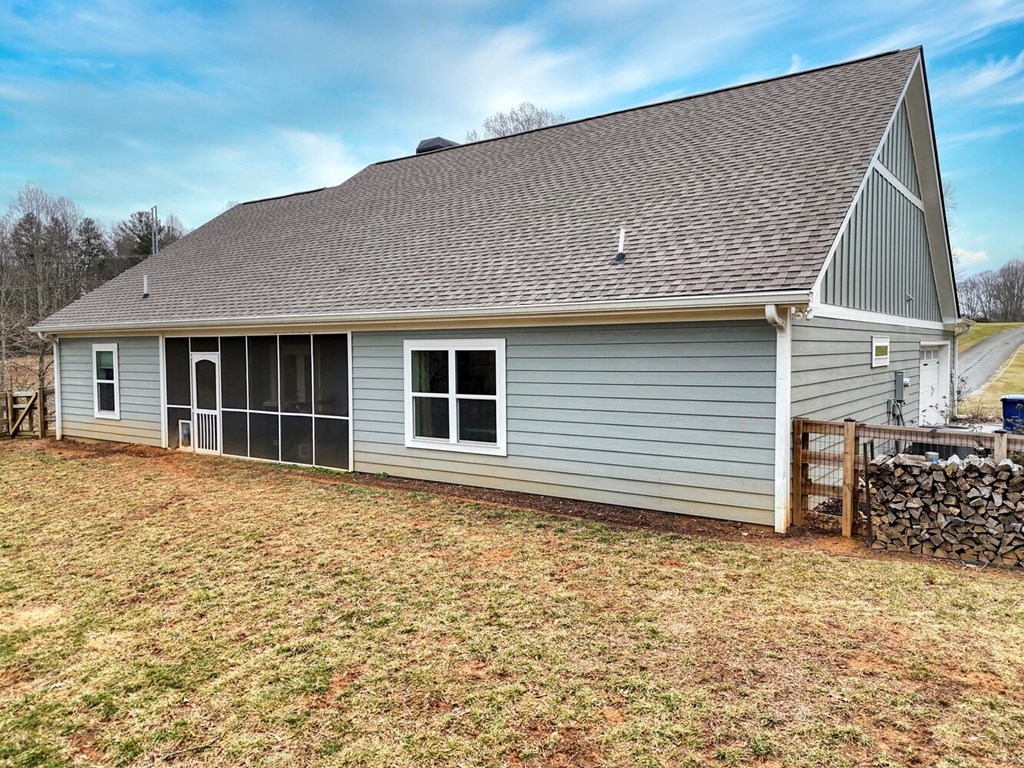 412943 Blairsville Residential