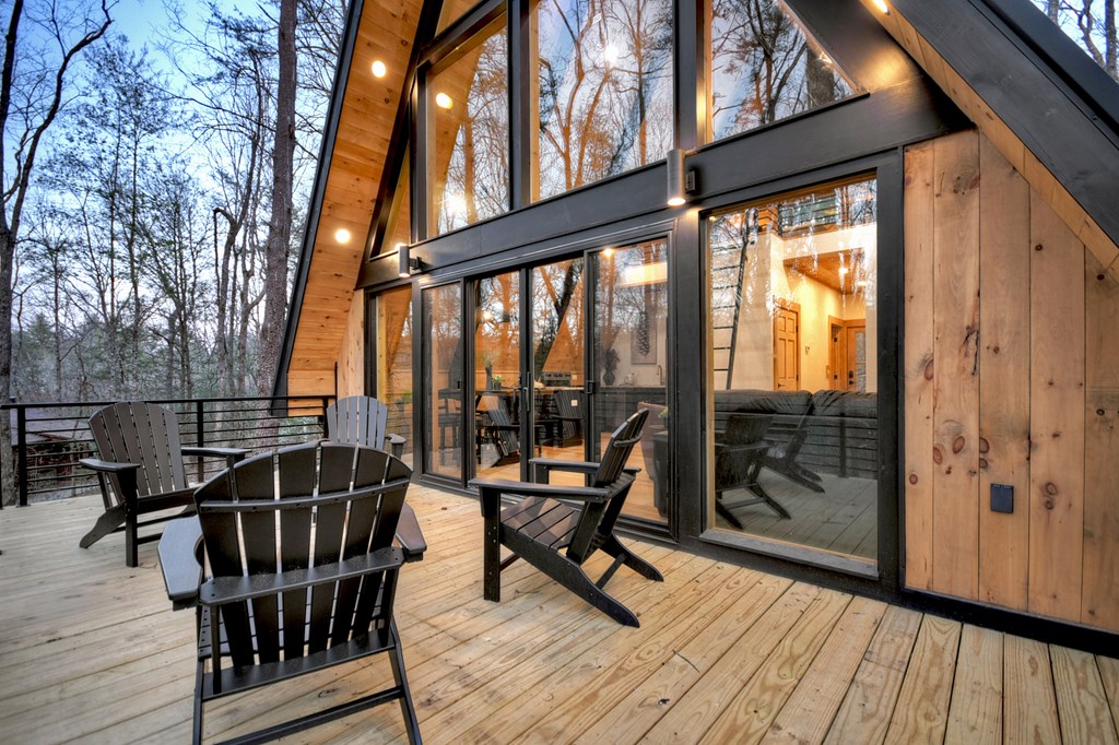 412986 Epworth Residential