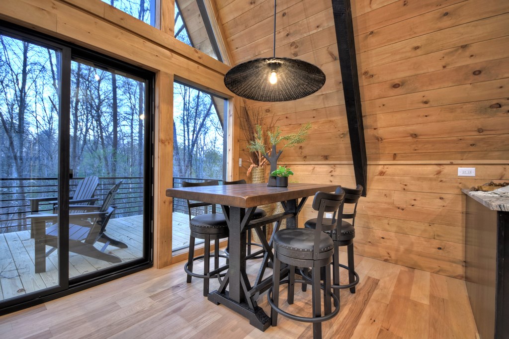412986 Epworth Residential