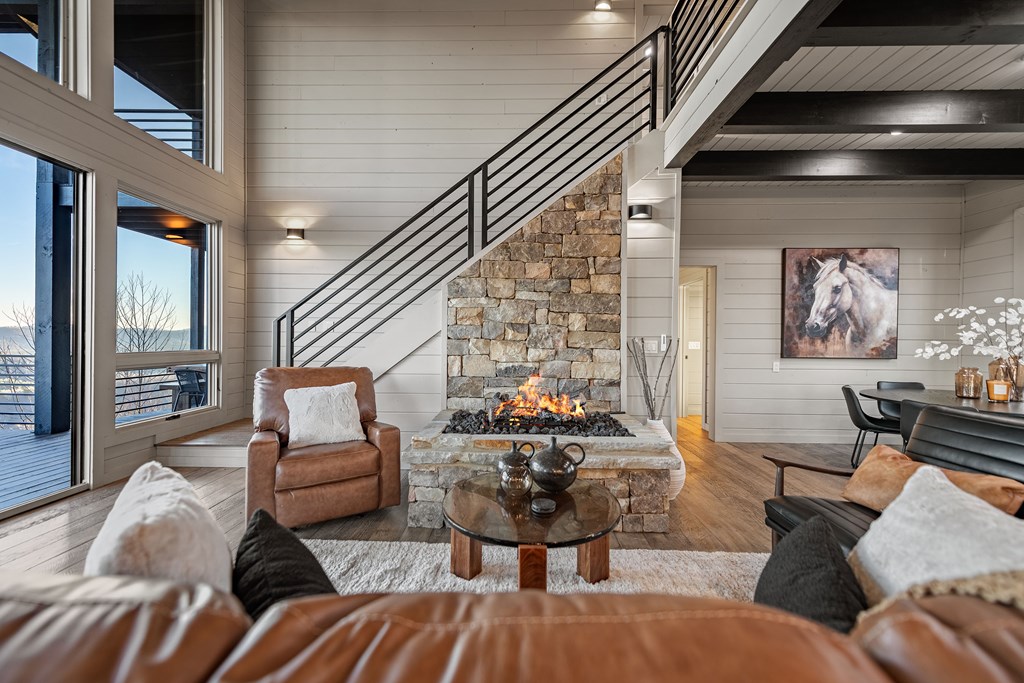 413002 Morganton Residential